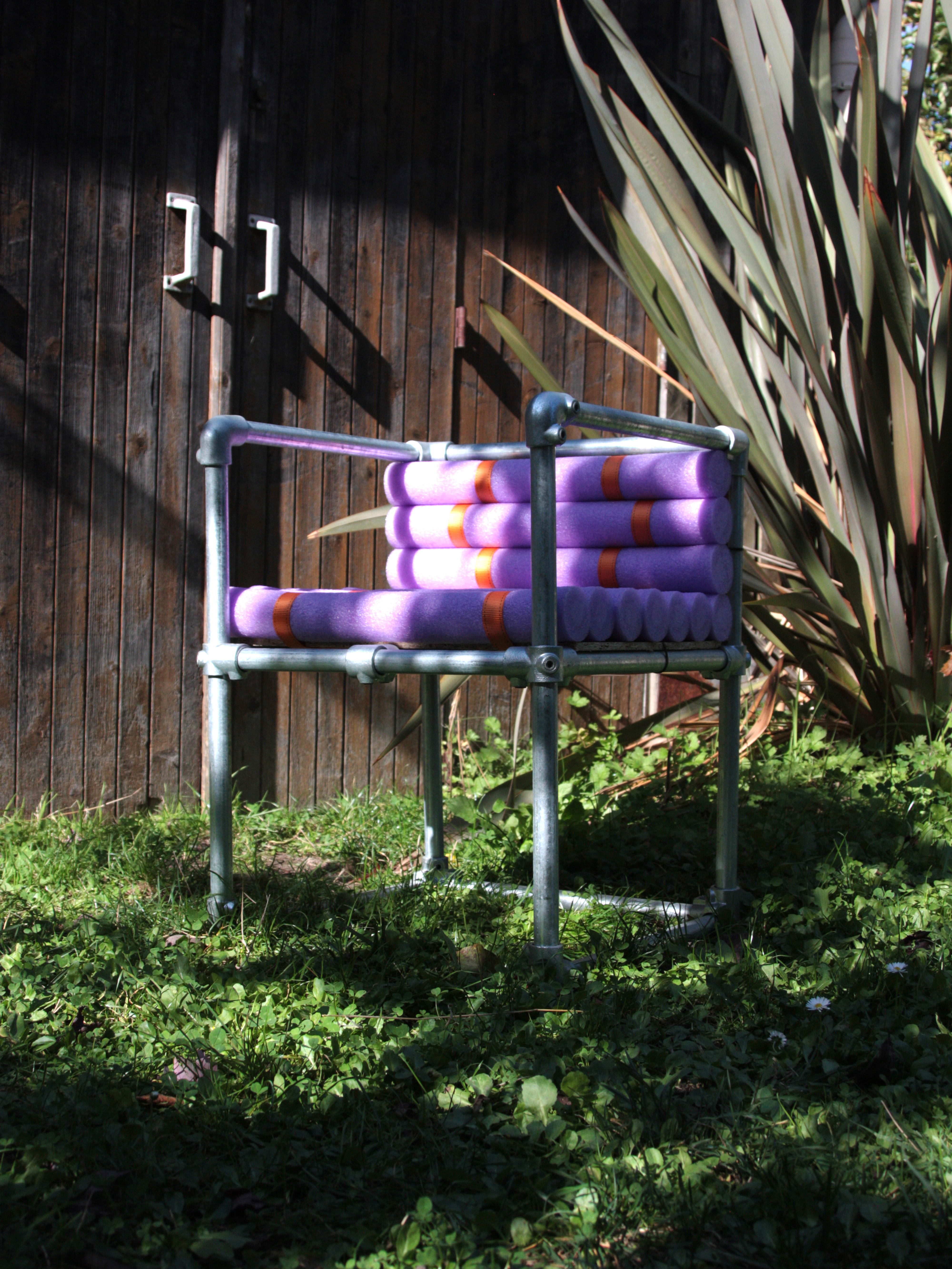 « j&rsquo;peux pas j&rsquo;ai piscine »